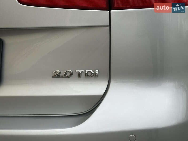 Минивэн Volkswagen Touran 2013 в Дрогобыче