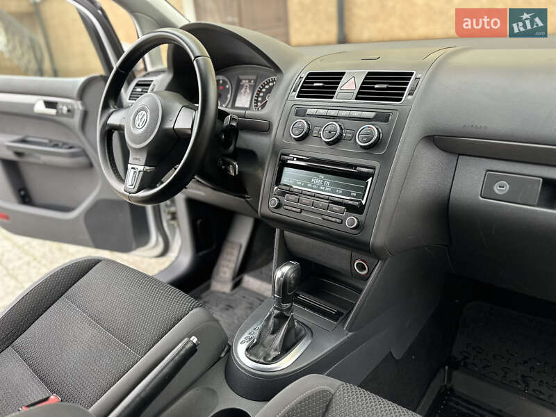 Минивэн Volkswagen Touran 2013 в Дрогобыче