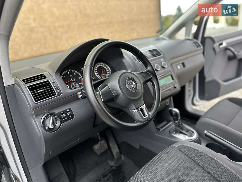 Минивэн Volkswagen Touran 2013 в Дрогобыче