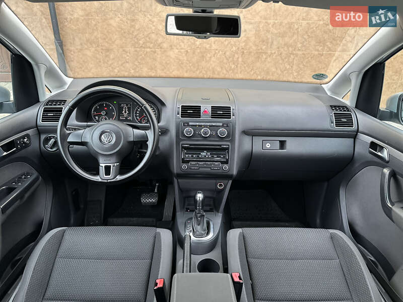 Минивэн Volkswagen Touran 2013 в Дрогобыче