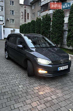 Микровэн Volkswagen Touran 2016 в Луцке