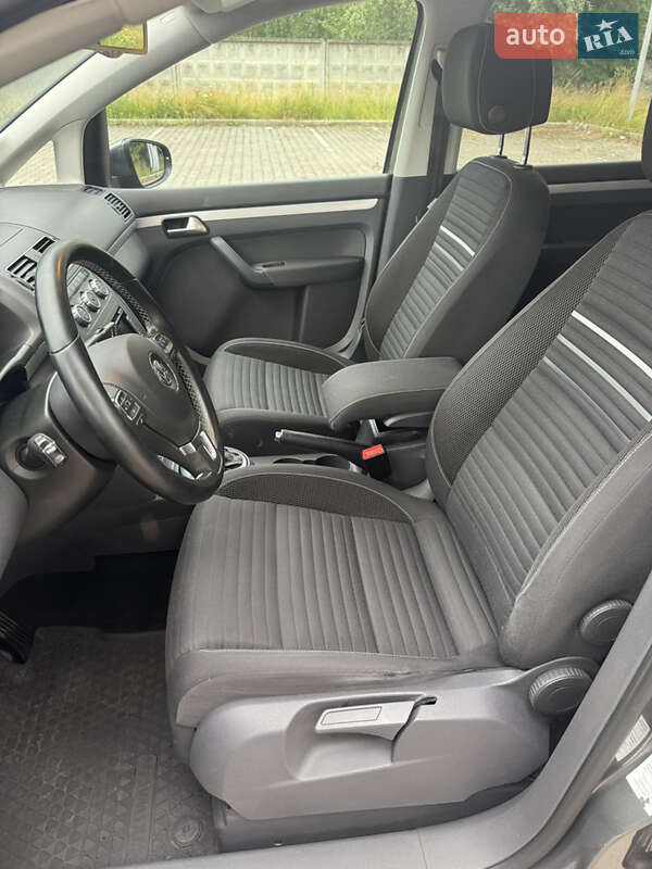 Мінівен Volkswagen Touran 2014 в Львові фото 11 Мінівен Volkswagen Touran 2014 в Львові