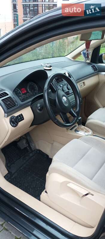 Мінівен Volkswagen Touran 2004 в Івано-Франківську фото 8 Мінівен Volkswagen Touran 2004 в Івано-Франківську
