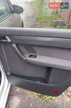 Минивэн Volkswagen Touran 2013 в Виннице