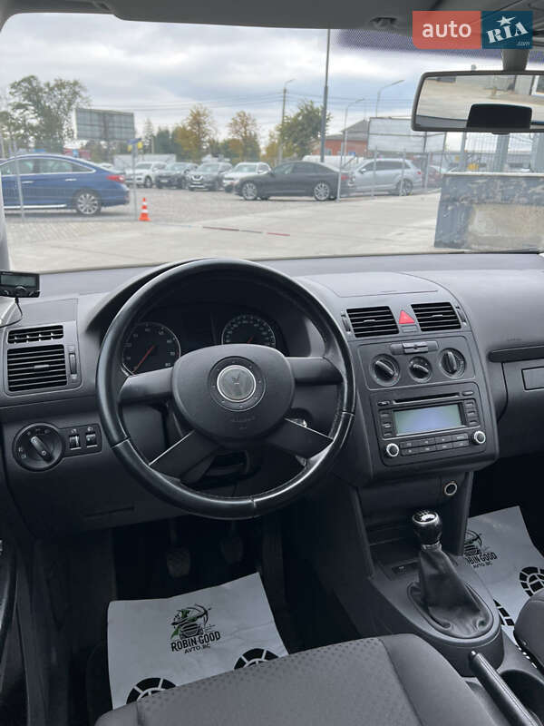 Минивэн Volkswagen Touran 2006 в Белой Церкви фото 14 Минивэн Volkswagen Touran 2006 в Белой Церкви