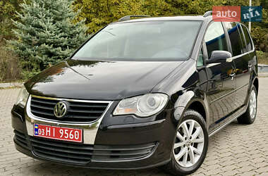 Минивэн Volkswagen Touran 2008 в Могилев-Подольске