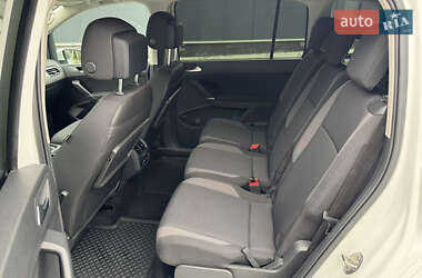 Микровэн Volkswagen Touran 2021 в 