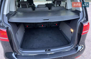 Минивэн Volkswagen Touran 2012 в 