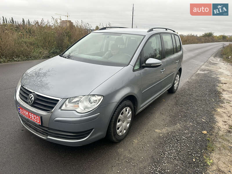 Volkswagen Touran 2009