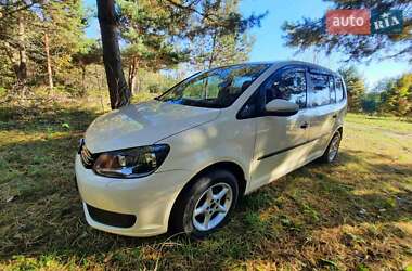 Минивэн Volkswagen Touran 2011 в Яворове