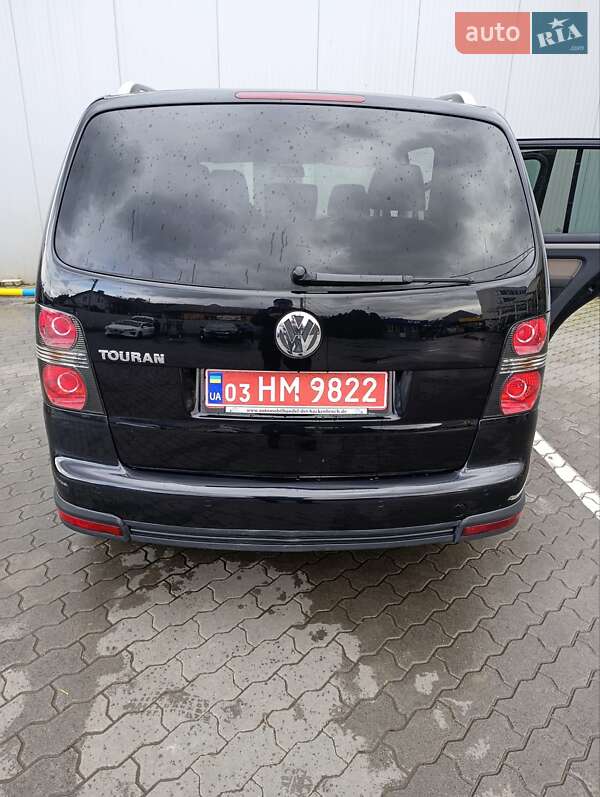 Минивэн Volkswagen Touran 2008 в Луцке фото 4 Минивэн Volkswagen Touran 2008 в Луцке