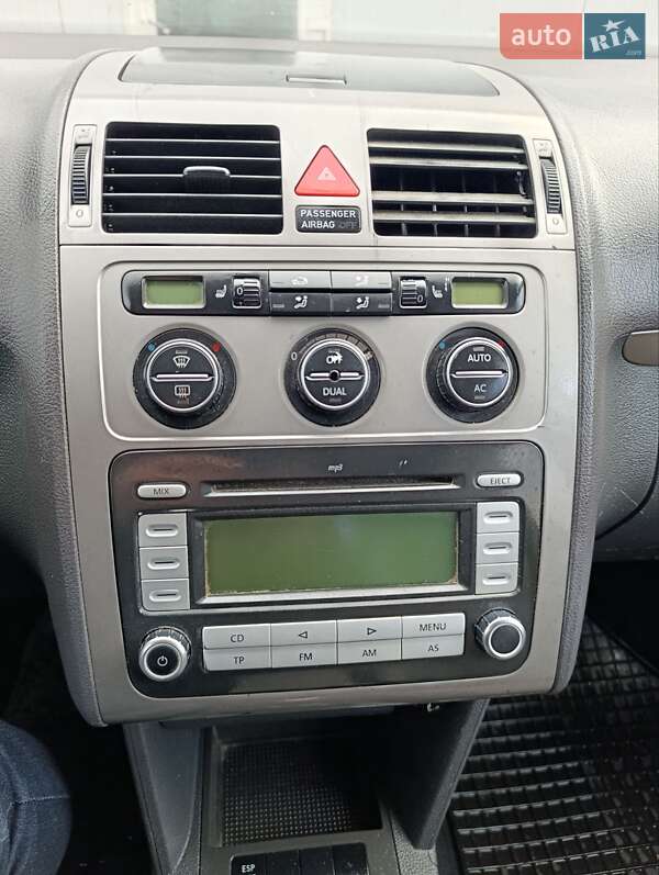 Минивэн Volkswagen Touran 2008 в Луцке фото 25 Минивэн Volkswagen Touran 2008 в Луцке