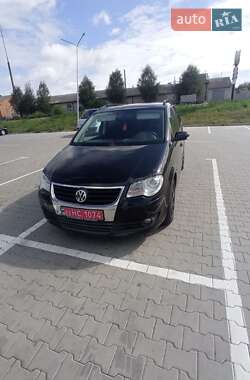 Минивэн Volkswagen Touran 2008 в Полтаве