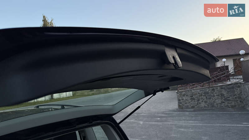 Минивэн Volkswagen Touran 2006 в Шепетовке