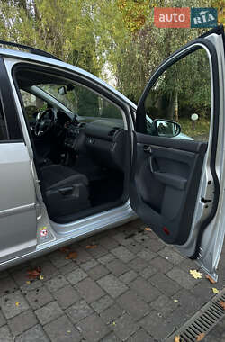 Минивэн Volkswagen Touran 2013 в 