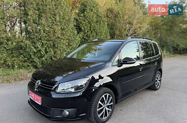 Минивэн Volkswagen Touran 2012 в 