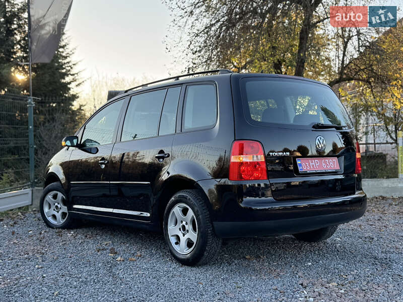 Мінівен Volkswagen Touran 2006 в Дрогобичі