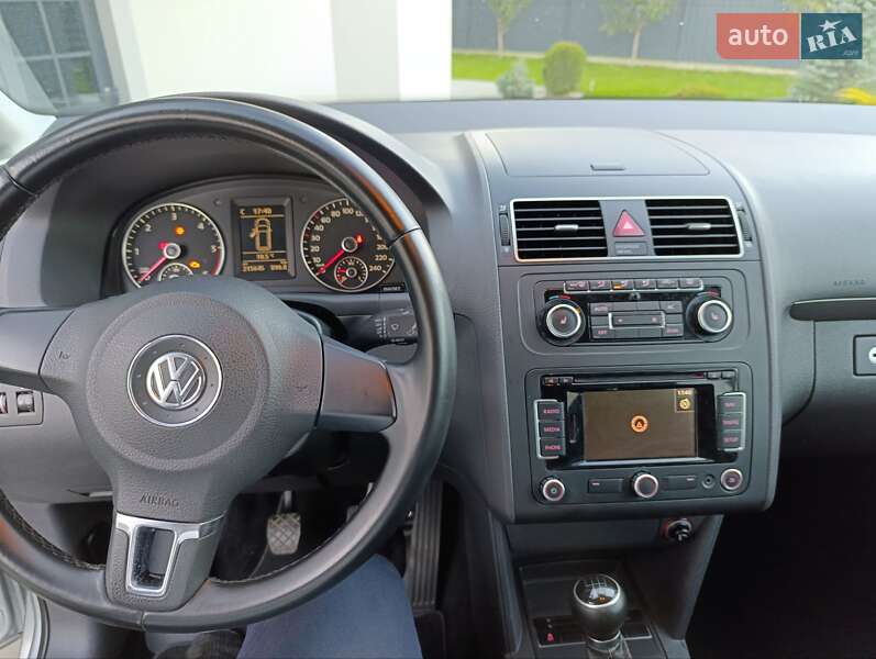 Минивэн Volkswagen Touran 2011 в Ивано-Франковске фото 26 Минивэн Volkswagen Touran 2011 в Ивано-Франковске