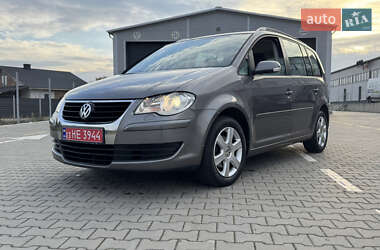 Минивэн Volkswagen Touran 2007 в 