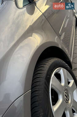 Минивэн Volkswagen Touran 2007 в 