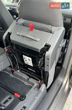 Минивэн Volkswagen Touran 2007 в 