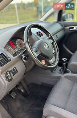 Минивэн Volkswagen Touran 2007 в 