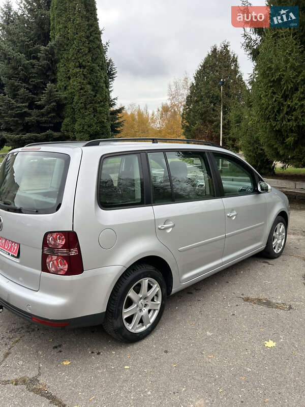 Минивэн Volkswagen Touran 2008 в Золотоноше фото 23 Минивэн Volkswagen Touran 2008 в Золотоноше