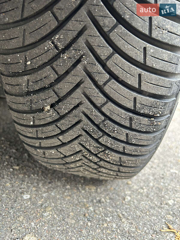 Минивэн Volkswagen Touran 2008 в Золотоноше фото 31 Минивэн Volkswagen Touran 2008 в Золотоноше