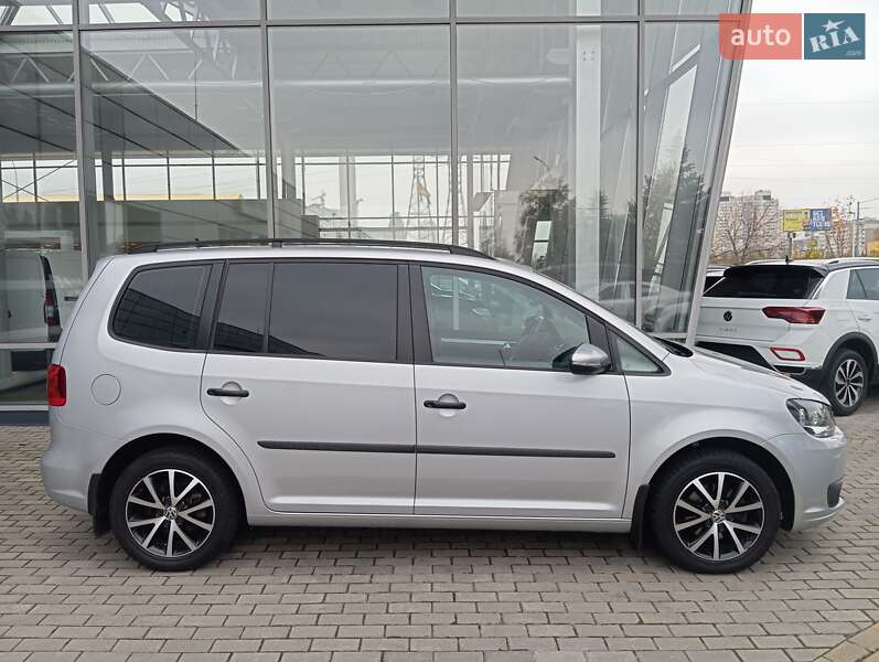 Минивэн Volkswagen Touran 2012 в Киеве фото 4 Минивэн Volkswagen Touran 2012 в Киеве