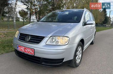 Минивэн Volkswagen Touran 2005 в Стрые