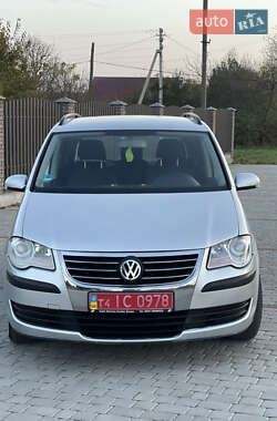 Минивэн Volkswagen Touran 2007 в 
