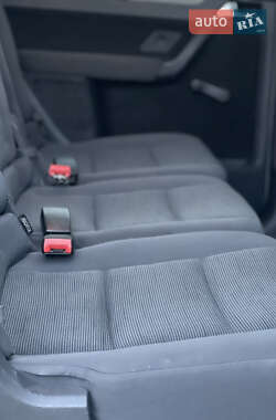 Минивэн Volkswagen Touran 2007 в 
