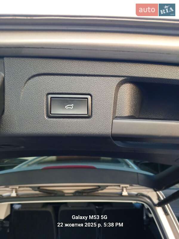 Микровэн Volkswagen Touran 2017 в Каменец-Подольском фото 3 Микровэн Volkswagen Touran 2017 в Каменец-Подольском