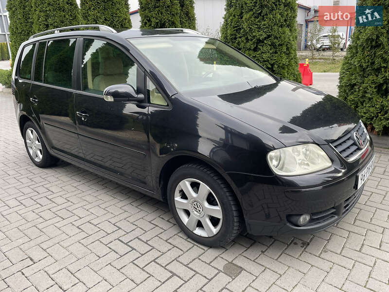 Минивэн Volkswagen Touran 2003 в Городке фото 4 Минивэн Volkswagen Touran 2003 в Городке