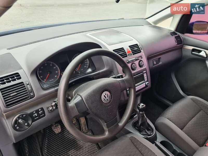 Минивэн Volkswagen Touran 2007 в Виннице