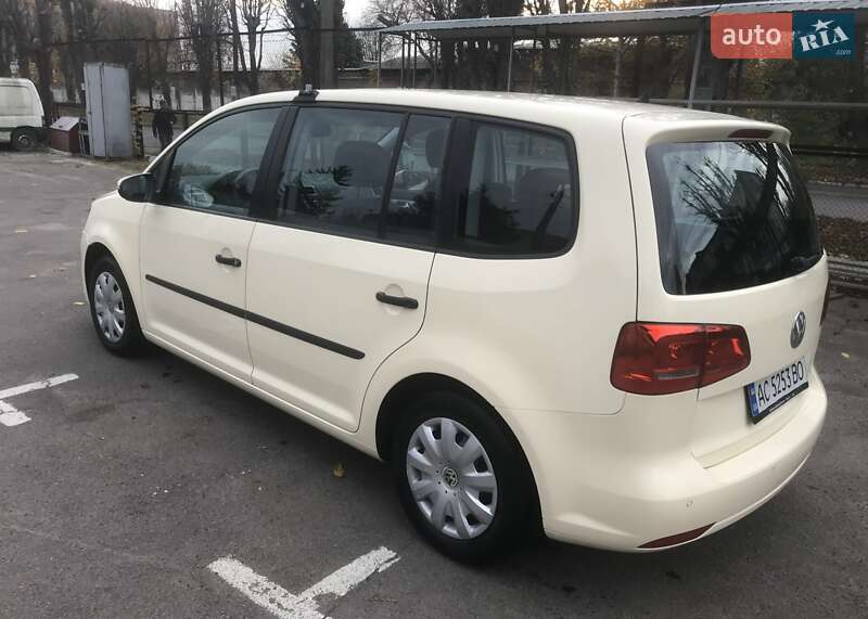 Минивэн Volkswagen Touran 2012 в Луцке фото 6 Минивэн Volkswagen Touran 2012 в Луцке