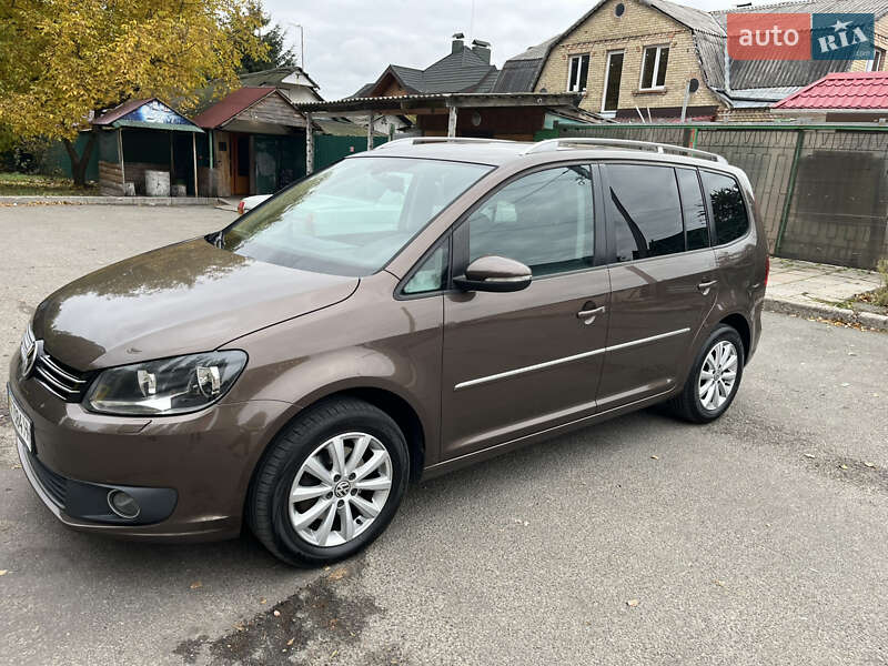 Минивэн Volkswagen Touran 2012 в Киеве