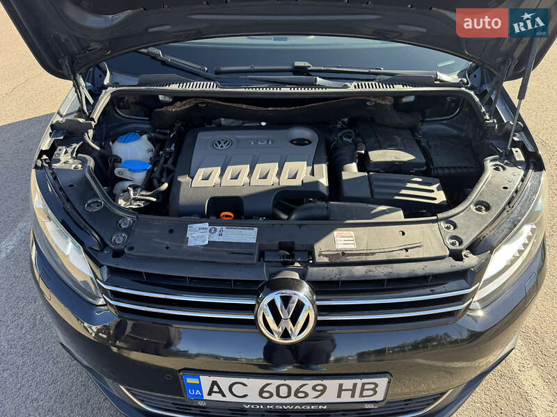 Минивэн Volkswagen Touran 2011 в Ковеле