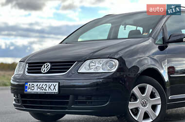 Минивэн Volkswagen Touran 2006 в 