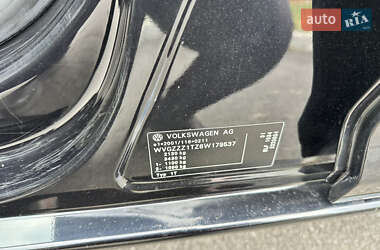 Минивэн Volkswagen Touran 2006 в 