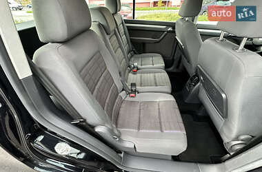 Минивэн Volkswagen Touran 2006 в 