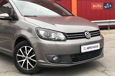 Минивэн Volkswagen Touran 2010 в 