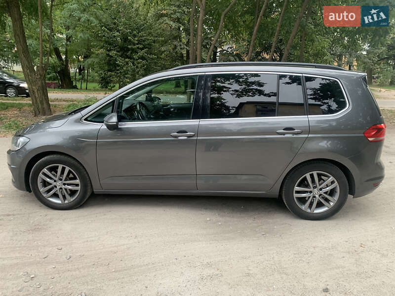 Микровэн Volkswagen Touran 2016 в Житомире фото 18 Микровэн Volkswagen Touran 2016 в Житомире