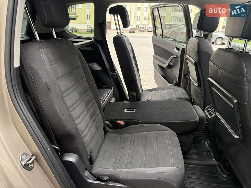 Микровэн Volkswagen Touran 2019 в Сокале