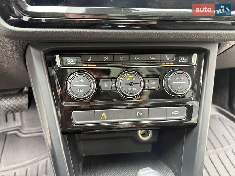 Микровэн Volkswagen Touran 2019 в Сокале