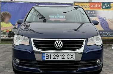 Минивэн Volkswagen Touran 2007 в Лубнах