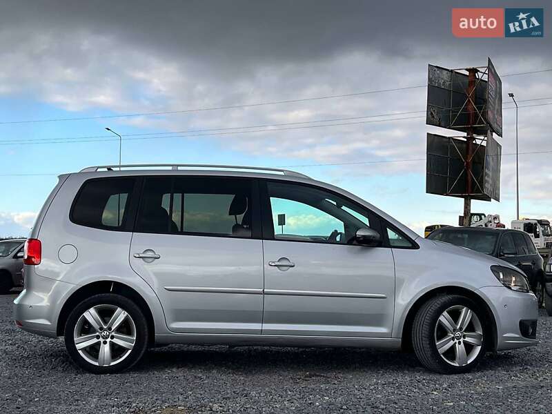Мінівен Volkswagen Touran 2012 в Львові