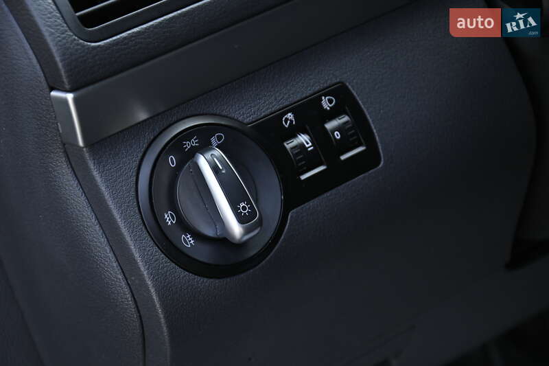 Минивэн Volkswagen Touran 2004 в Бердичеве фото 17 Минивэн Volkswagen Touran 2004 в Бердичеве