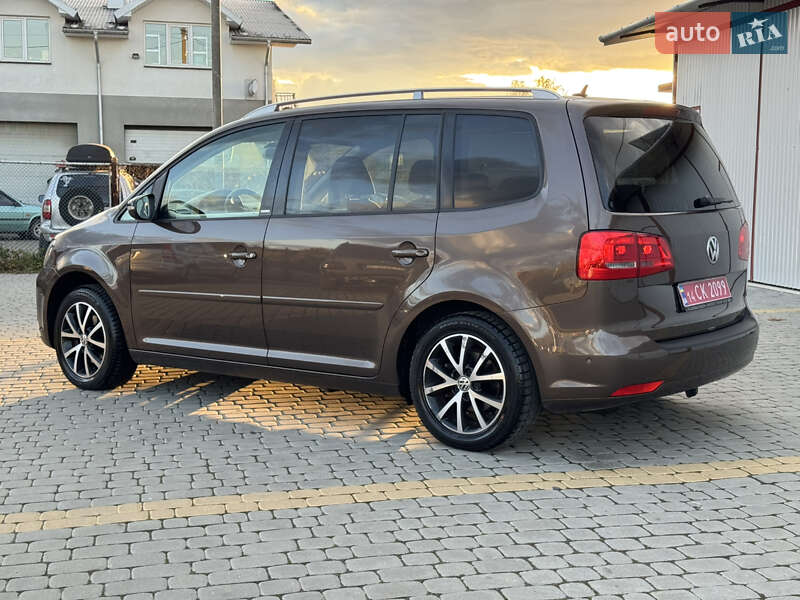 Мінівен Volkswagen Touran 2011 в Коломиї