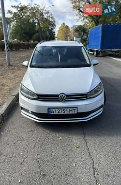 Микровэн Volkswagen Touran 2016 в Новоукраинке